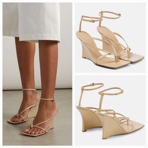 Bottega Veneta - Stretch leather wedge sandals in Cane Sugar Size 38.5 NIB
